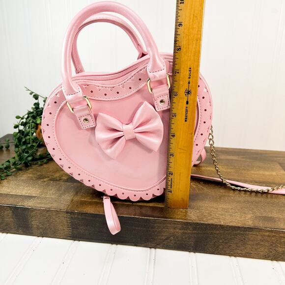 Pink Lolita Heart Shaped Crossbody Bag Purse Bioworld Pink Bow Purse - Picture 3 of 11